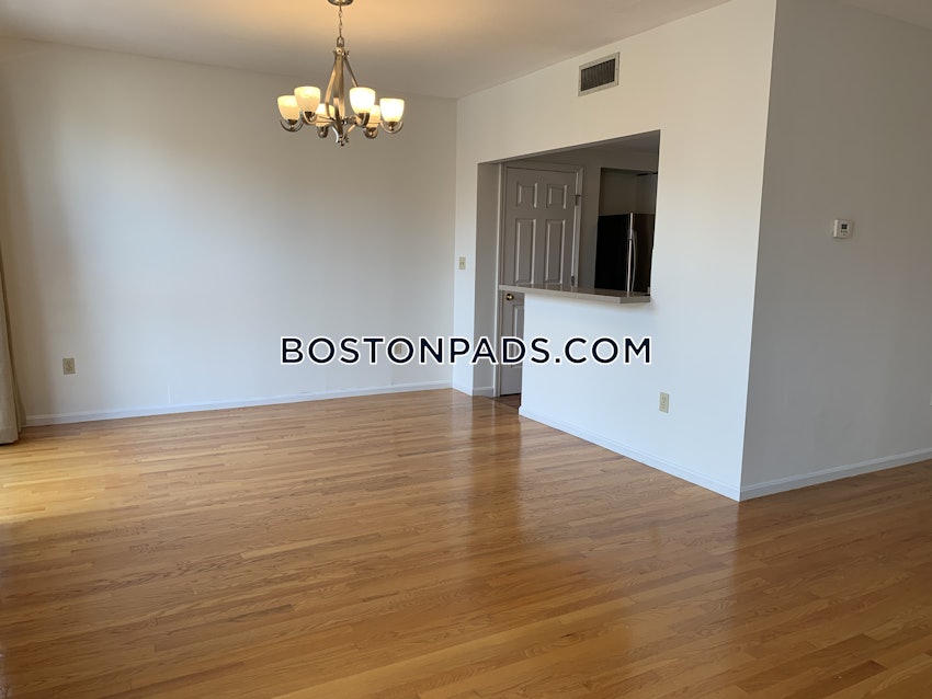 BOSTON - ALLSTON/BRIGHTON BORDER - 3 Beds, 2.5 Baths - Image 12