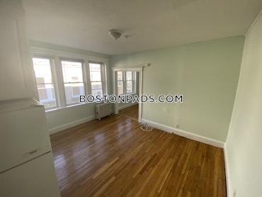 Boston - 0 Beds, 1 Baths