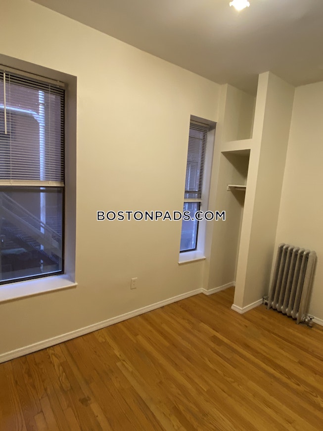Boston - $3,300+ /mo