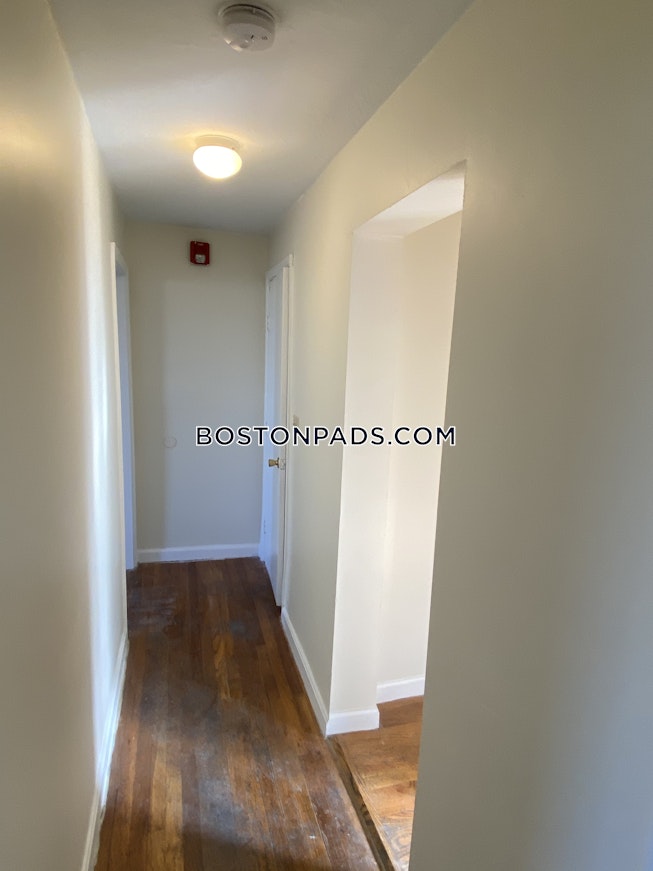 Boston - $4,650+ /mo