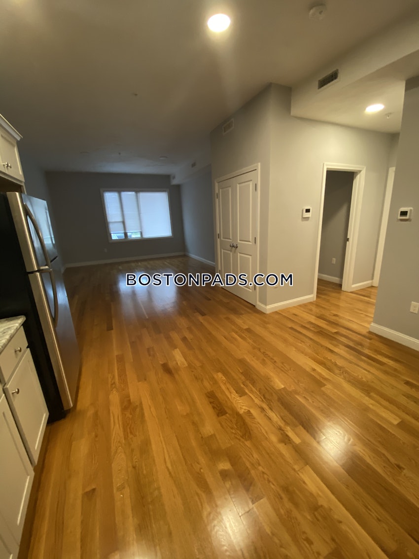 BOSTON - DORCHESTER - CENTER - 1 Bed, 1 Bath - Image 1