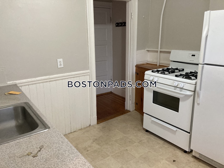 CAMBRIDGE - PORTER SQUARE - 2 Beds, 1 Bath - Image 8