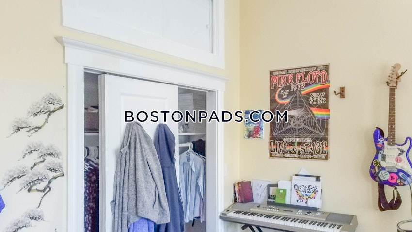 CAMBRIDGE - CENTRAL SQUARE/CAMBRIDGEPORT - 3 Beds, 2 Baths - Image 16