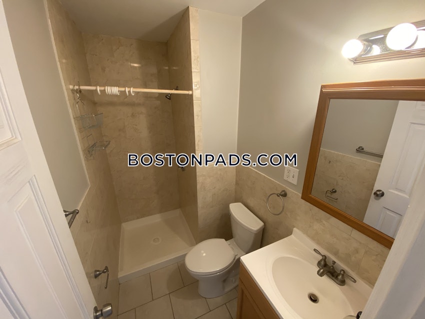 BOSTON - BRIGHTON - CLEVELAND CIRCLE - 4 Beds, 2 Baths - Image 11