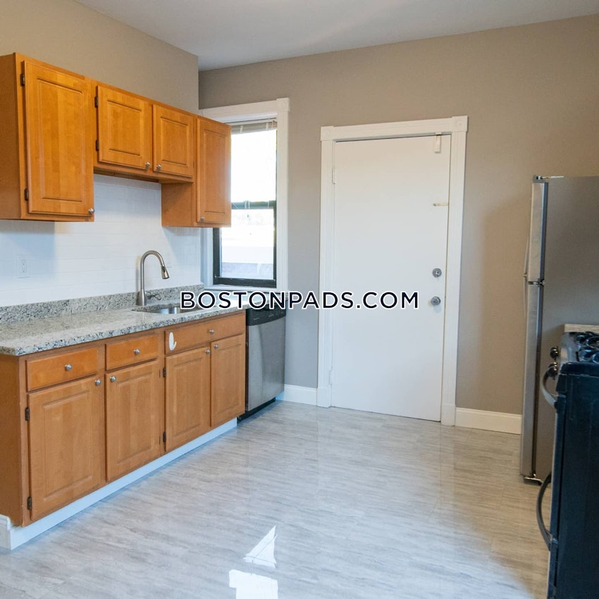 CAMBRIDGE - CENTRAL SQUARE/CAMBRIDGEPORT - 3 Beds, 1 Bath - Image 1