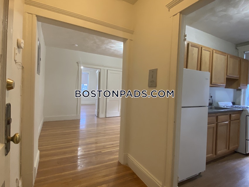 BOSTON - BRIGHTON- WASHINGTON ST./ ALLSTON ST. - 2 Beds, 1 Bath - Image 4