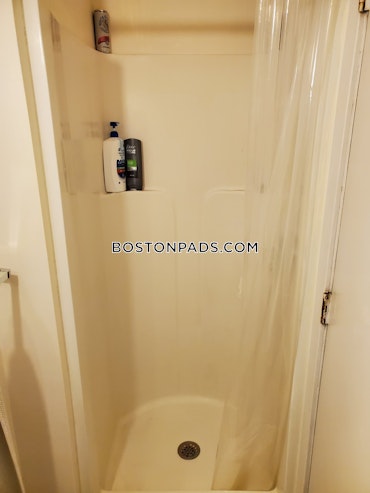 Boston - 5 Beds, 2 Baths