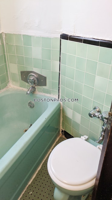 Boston - 1 Beds, 1 Baths