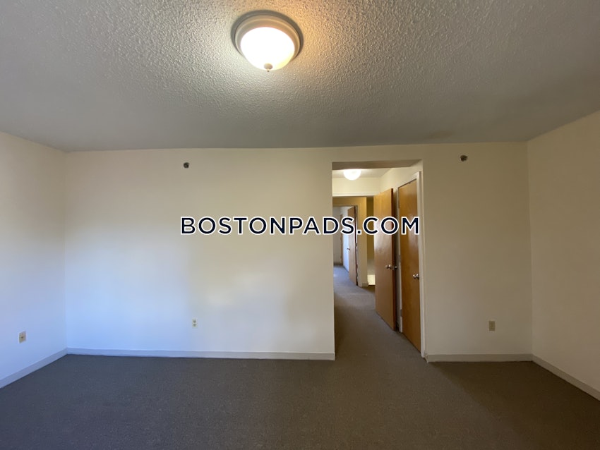 BOSTON - BRIGHTON - OAK SQUARE - 2 Beds, 1.5 Baths - Image 12