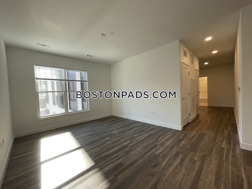 WATERTOWN - 2 Beds, 2 Baths - Image 9