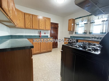 Boston - 2 Beds, 1 Baths