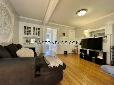 Fenway/kenmore 3 Bed 1 Bath BOSTON Boston - $5,510 No Fee
