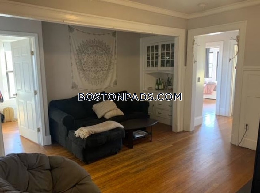 Boston - $5,510+ /month