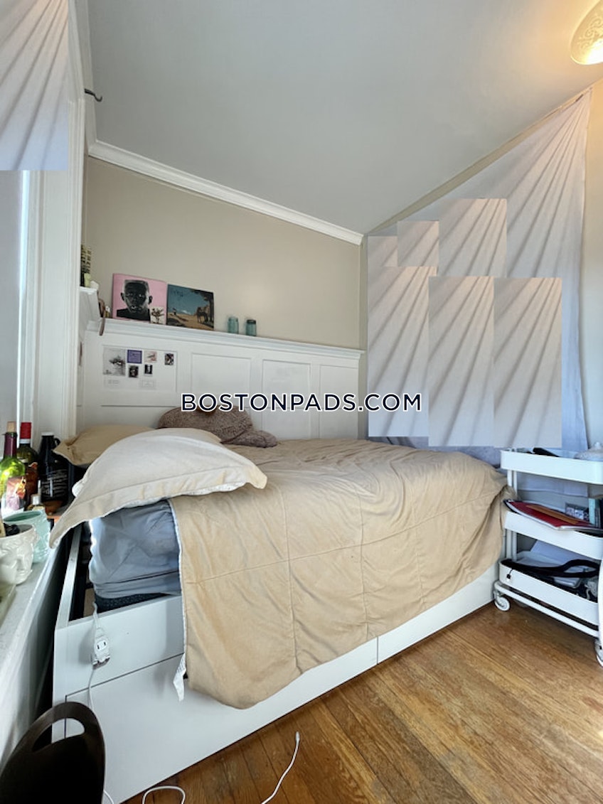Boston - $5,510+ /month