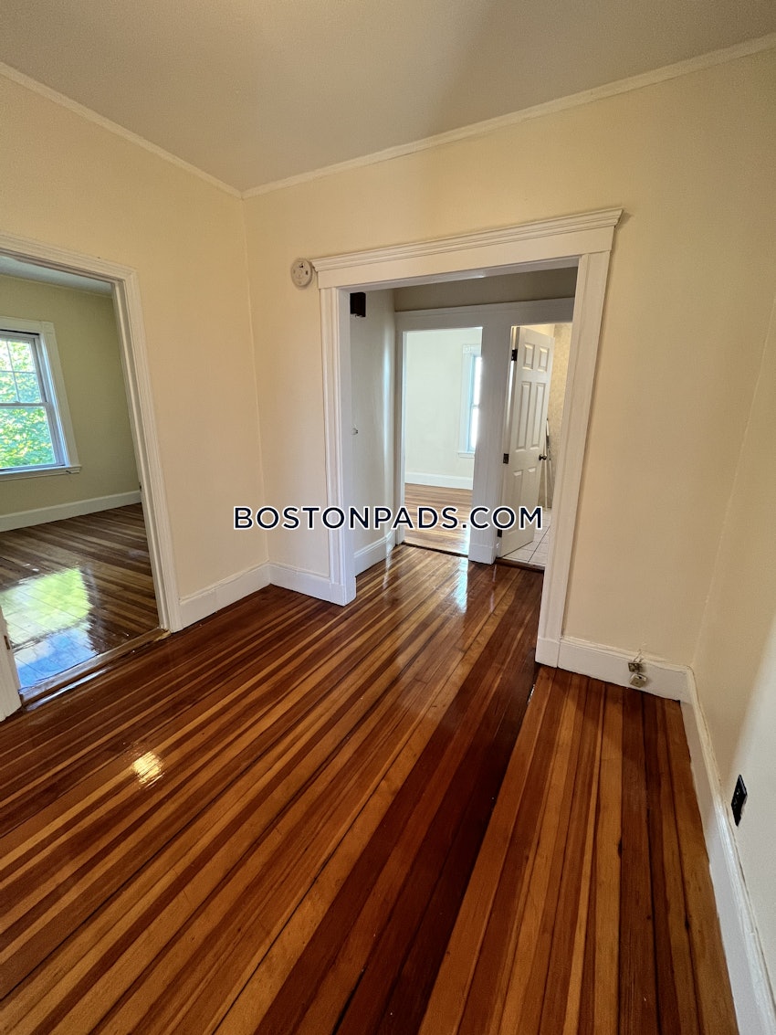 BOSTON - DORCHESTER - UPHAMS CORNER - 3 Beds, 1 Bath - Image 22