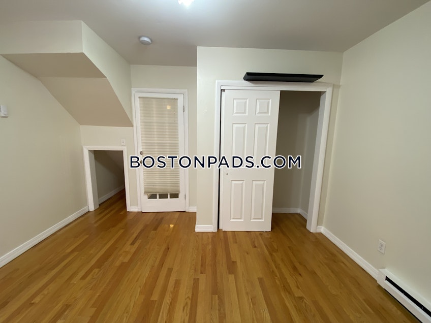 Boston - $4,700+ /month