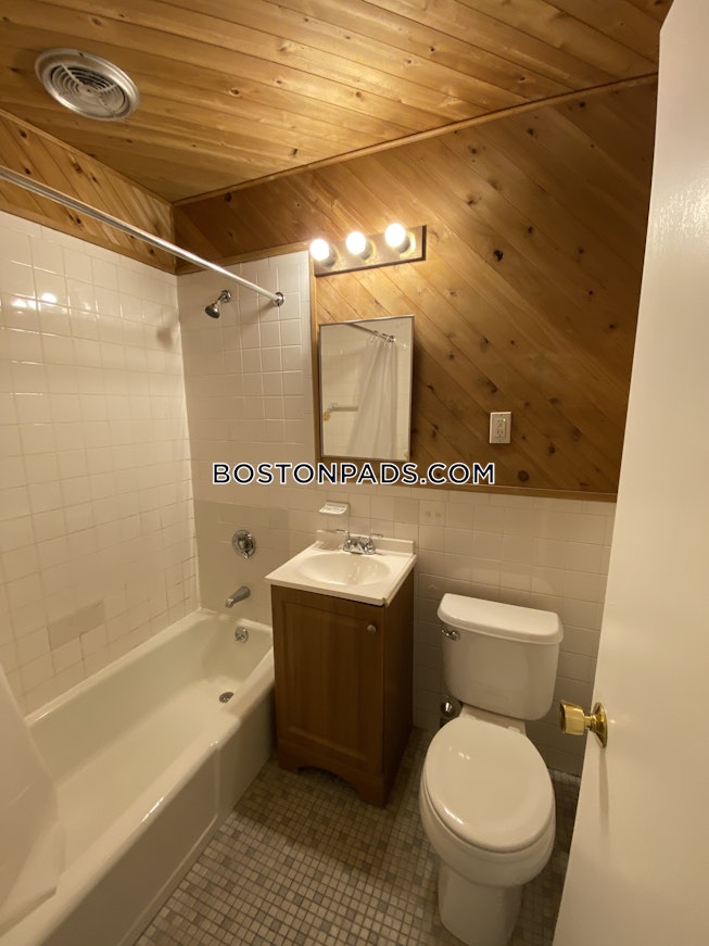 Boston - $4,700+ /mo