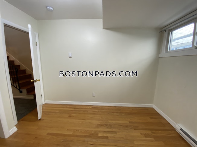 Boston - $4,700+ /mo