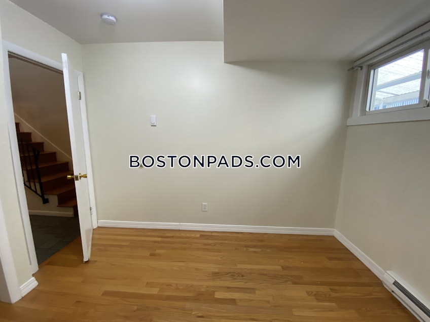 Boston - $4,700+ /month