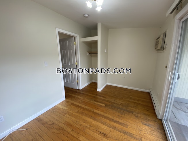 Boston - $4,700+ /mo