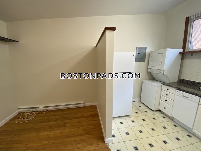 Boston - $4,700+ /month