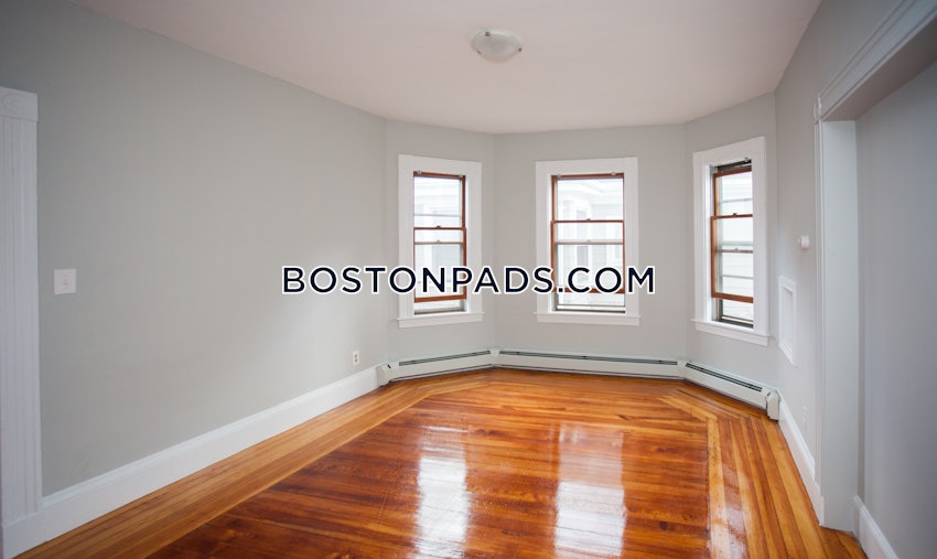 CAMBRIDGE - NORTH CAMBRIDGE - 3 Beds, 1 Bath - Image 1