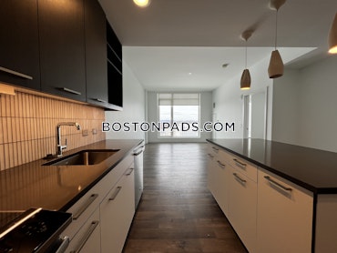 Boston - 1 Beds, 1 Baths