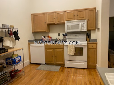 Fenway/kenmore 2 Beds 1 Bath Boston - $4,202 No Fee