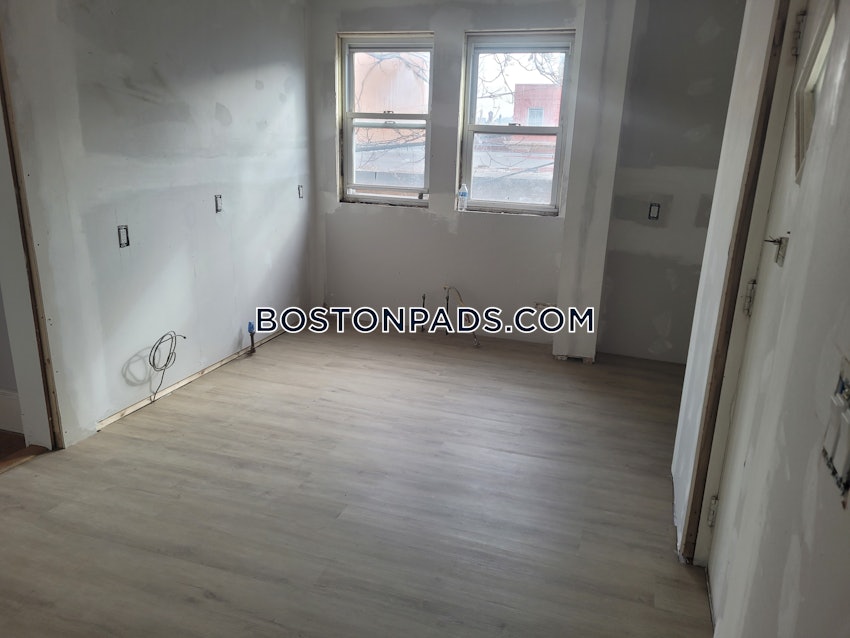 BOSTON - EAST BOSTON - CENTRAL SQ PARK - 2 Beds, 1 Bath - Image 5