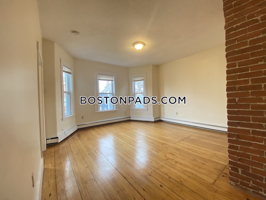 SOMERVILLE - EAST SOMERVILLE - 3 Beds, 1 Bath - Image 37