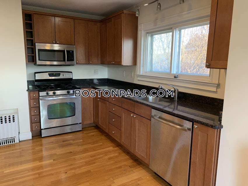 BOSTON - EAST BOSTON - CONSTITUTION BEACH - 3 Beds, 1 Bath - Image 3