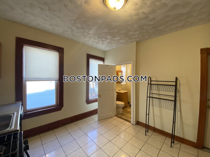 BOSTON - DORCHESTER - UPHAMS CORNER - 4 Beds, 2 Baths - Image 13