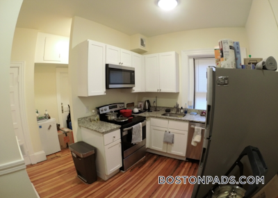 Brookline 1 Bed 1 Bath BROOKLINE- WASHINGTON SQUARE $3,000  Washington Square - $3,000