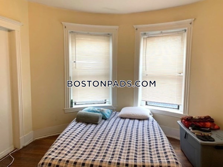 BOSTON - LOWER ALLSTON - 4 Beds, 1 Bath - Image 10