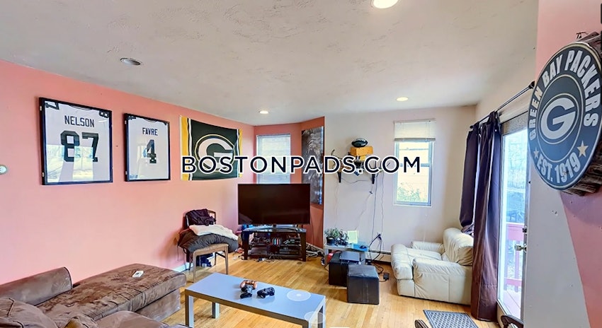 BOSTON - LOWER ALLSTON - 5 Beds, 2 Baths - Image 4