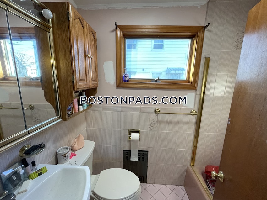 WALTHAM - 3 Beds, 2 Baths - Image 7