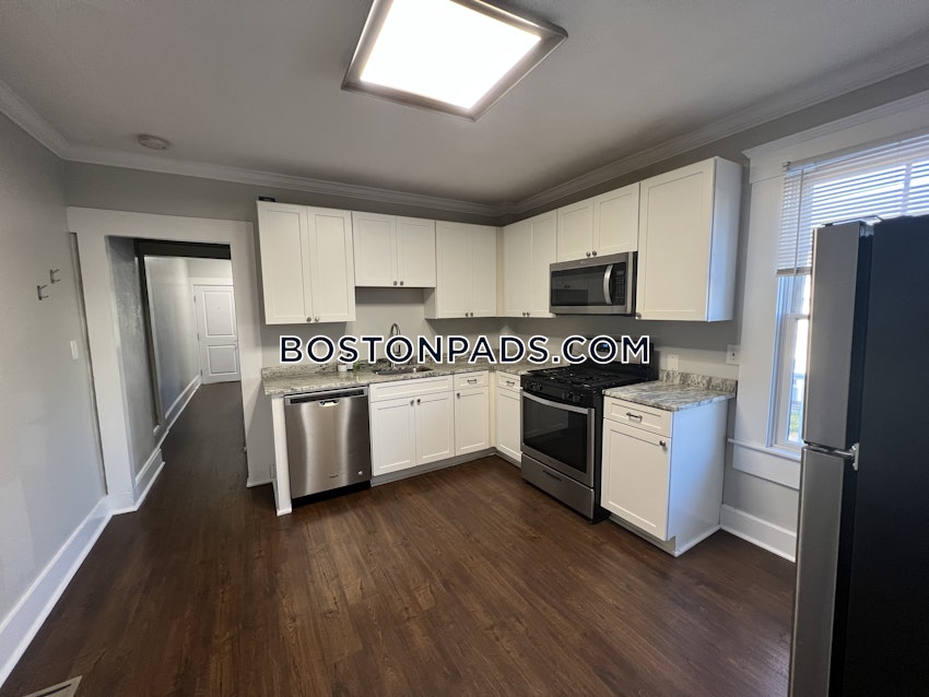 WALTHAM - 4 Beds, 2 Baths - Image 22