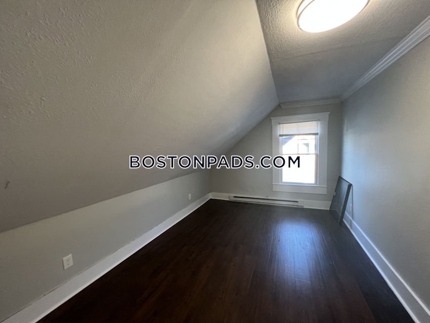 WALTHAM - 4 Beds, 2 Baths - Image 7