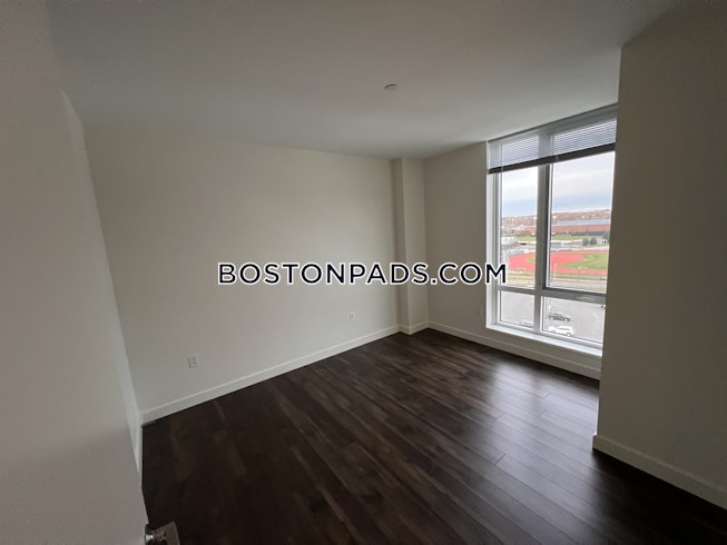 Boston - $4,009+ /mo