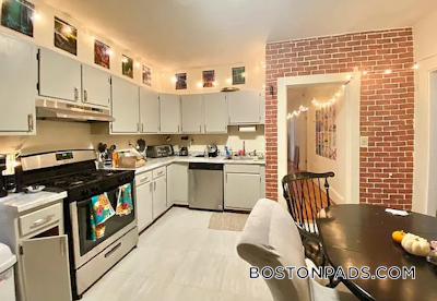 Mission Hill 3 Beds 1 Bath Boston - $4,500