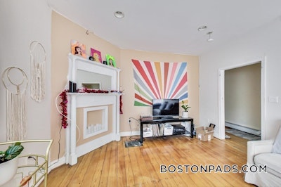 Mission Hill 5 Bed, 2 Bath Unit Boston - $8,500