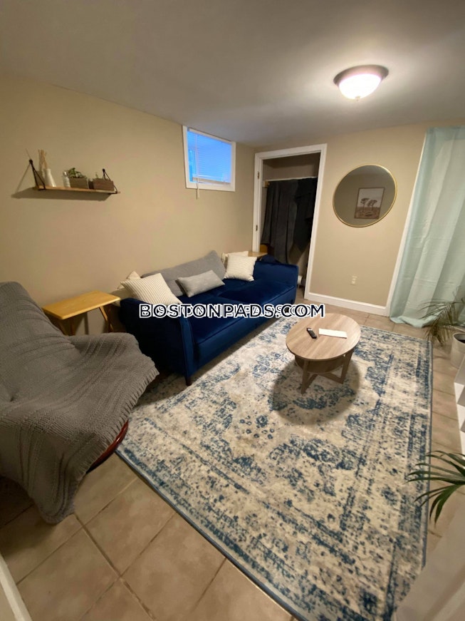 Boston - $7,500+ /mo