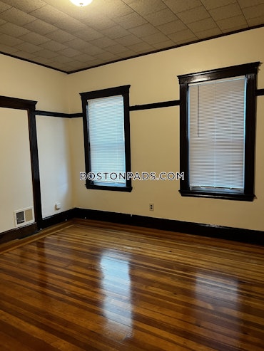 Boston - 3 Beds, 1 Baths