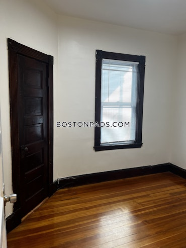 Boston - 3 Beds, 1 Baths