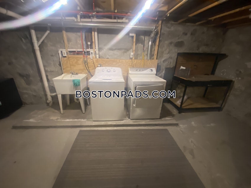 BOSTON - ALLSTON/BRIGHTON BORDER - 5 Beds, 2 Baths - Image 28