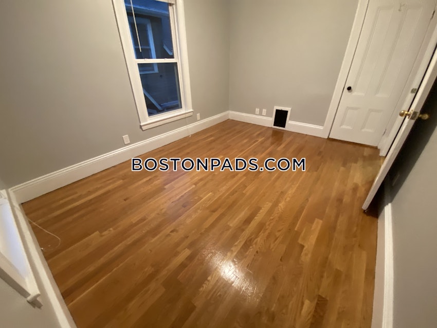 BOSTON - ALLSTON/BRIGHTON BORDER - 5 Beds, 2 Baths - Image 9