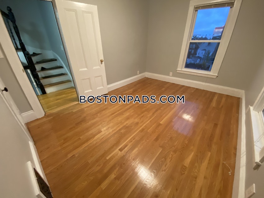 BOSTON - ALLSTON/BRIGHTON BORDER - 5 Beds, 2 Baths - Image 59