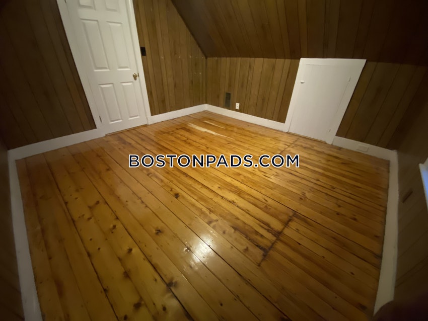 BOSTON - ALLSTON/BRIGHTON BORDER - 5 Beds, 2 Baths - Image 4