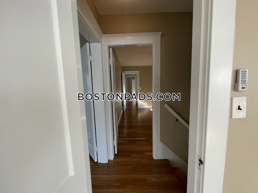 BOSTON - ROSLINDALE - 3 Beds, 2 Baths - Image 36