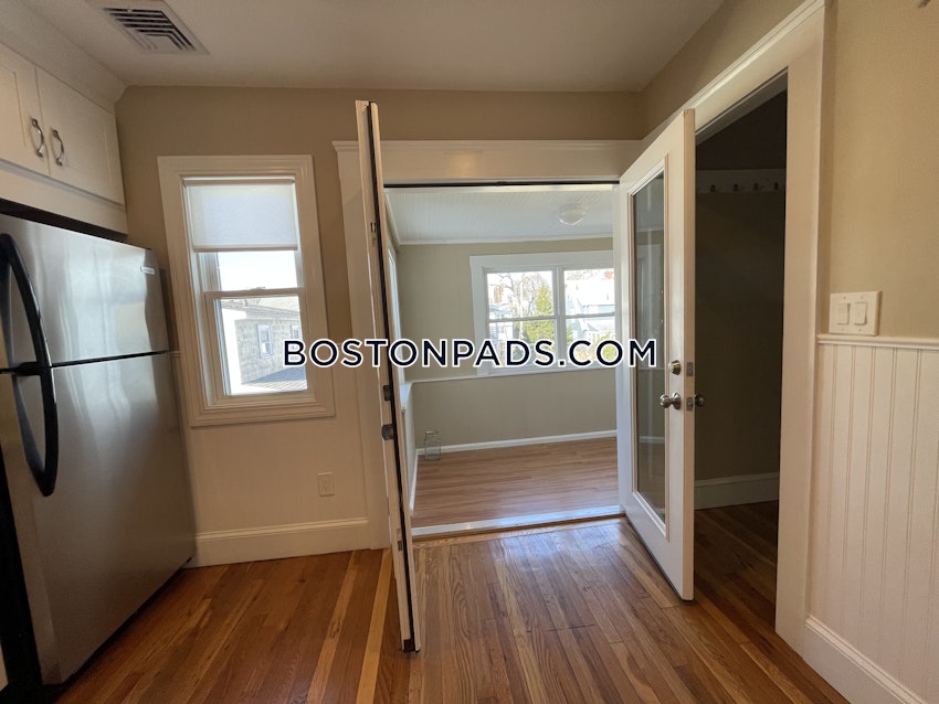 BOSTON - ROSLINDALE - 3 Beds, 2 Baths - Image 10